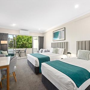 Palm Court Motor Inn